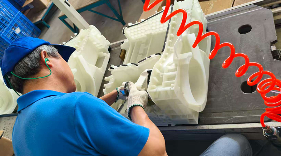 傳感器技術(shù)助力熱泵烘干機(jī)精準(zhǔn)烘干