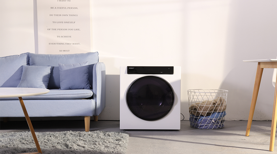 羽絨服，到底該不該用滾筒干衣機(jī)進(jìn)行烘干？